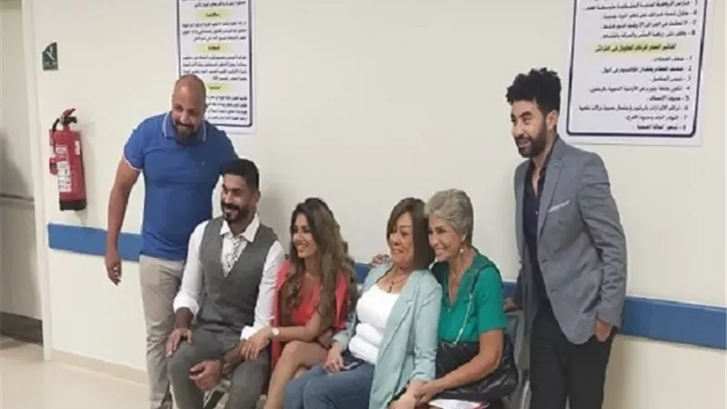 بعد تصوير إحدى المشاهد الهامة بالشيخ زايد.. أسرة فيلم 