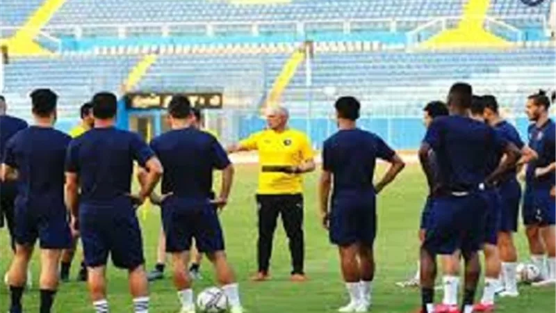 تاكيس جونياس يعلن قائمة بيراميدز لمواجهة المقاصة في الدوري