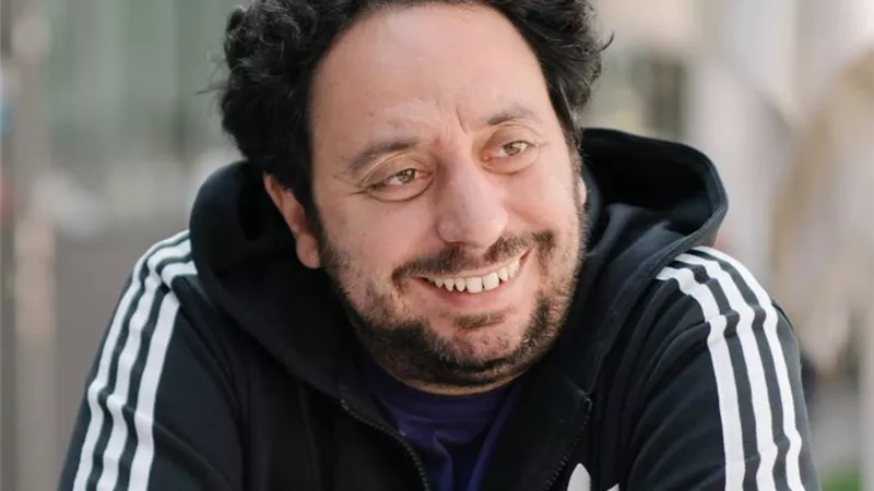 المخرج المصري العالمي أدولف العسال يستعد لإطلاق المسلسل البلجيكي Baraki