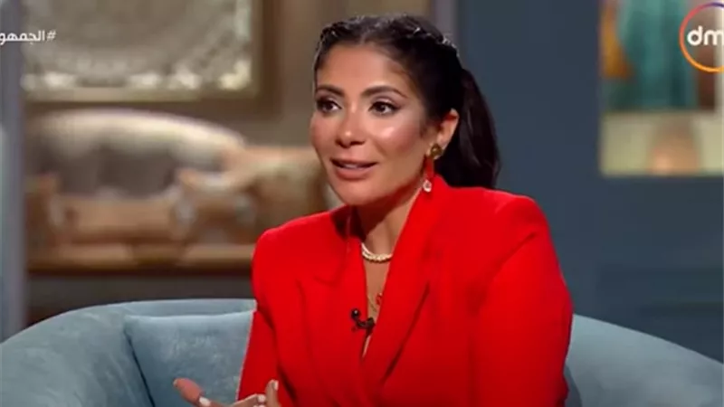 منى زكى تكشف مفاجأة عن شخصيتها فى 
