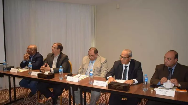 إفتتاح مؤتمر المشاركة الجماهيرية لدراسة تقييم الاثر البيئى لمشروع انتاج احواض تبخير المياه