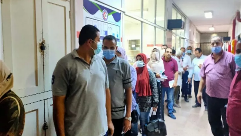 لليوم الثاني.. استمرار تطعيم منتسبى جامعة بنها بـ لقاح كورونا