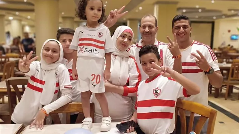 فنادق الغردقة تحتفل بفوز نادى الزمالك بتورتة ٥ امتار مع النزلاء على الشواطئ - صور