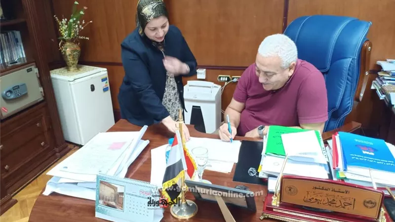 رئيس جامعة السادات يعتمد نتيجة كلية الحقوق التراكمية للأربع سنوات