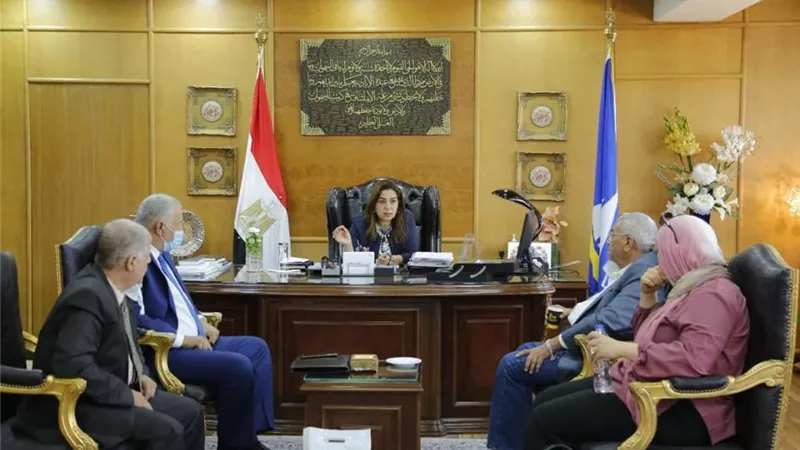 محافظ دمياط تتابع آخر المستجدات بمخطط تطوير منطقة الجربى برأس البر