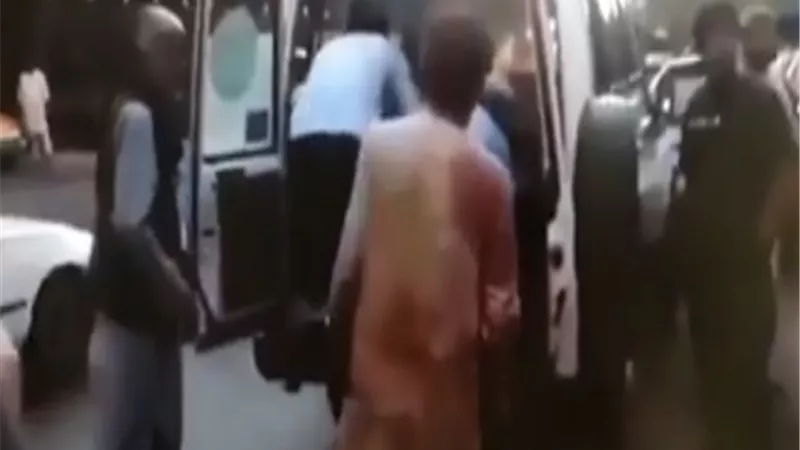 أنباء عن مقتل 4 عسكريين أمريكيين بتفجيري مطار كابل