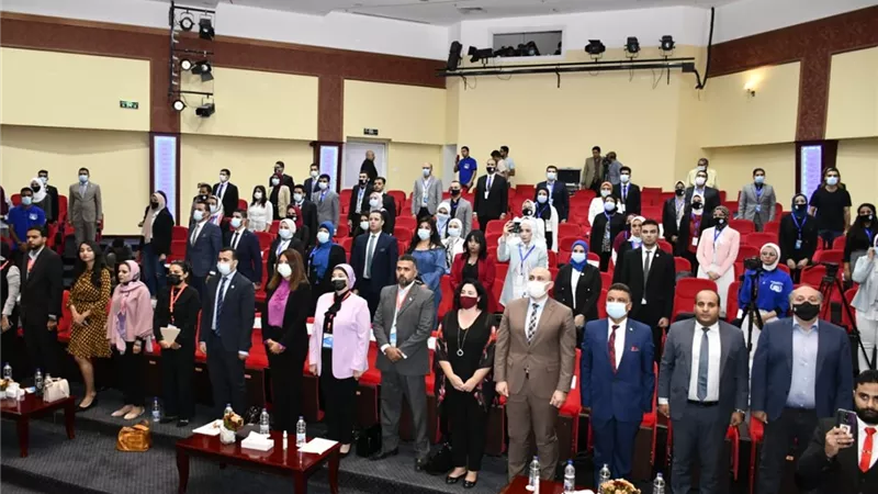 وزير الرياضة يطلق أولي فعاليات برنامج أكاديمية شباب المتوسط