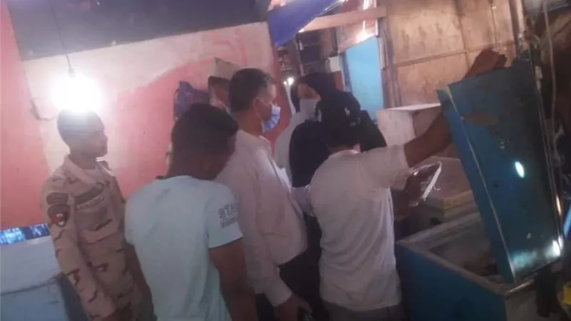 السيطرة علي حريق كشك في مشروع 306 بالمنصورة..صور