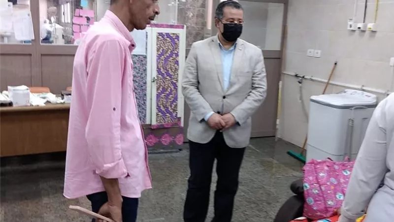 المدير التنفيذى لمستشفيات جامعة بنها يتفقد وحدات الكلى الصناعية