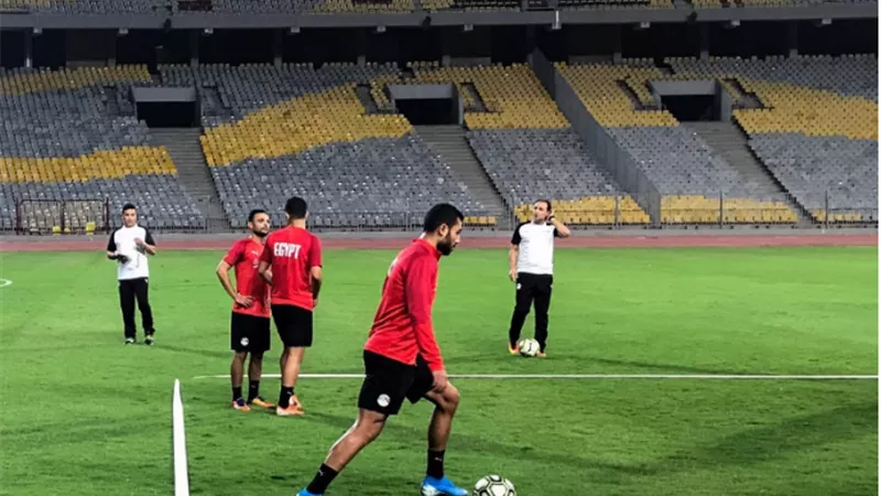البدرى يعقد مؤتمرا صحفيا استعدادا لمواجهة انجولا..غدا