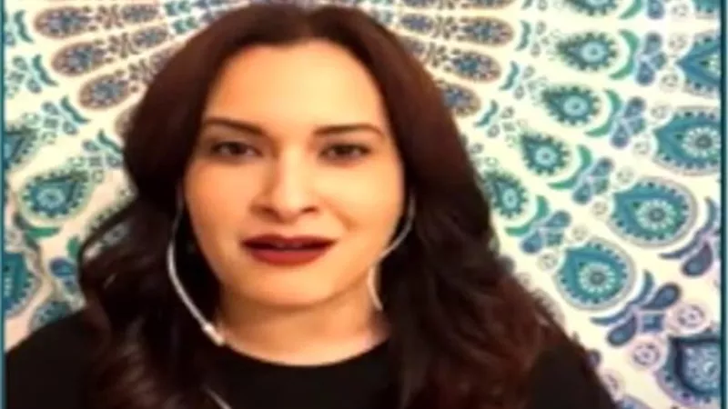 بالفيديو.. خبيرة طاقة تكشف عن طريقة تغيير التفكير وإزالة التوتر