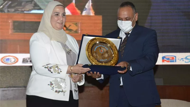 ٣٠٠ مشارك بالمؤتمر الدولى لصون الطبيعة بشرم الشيخ..صور