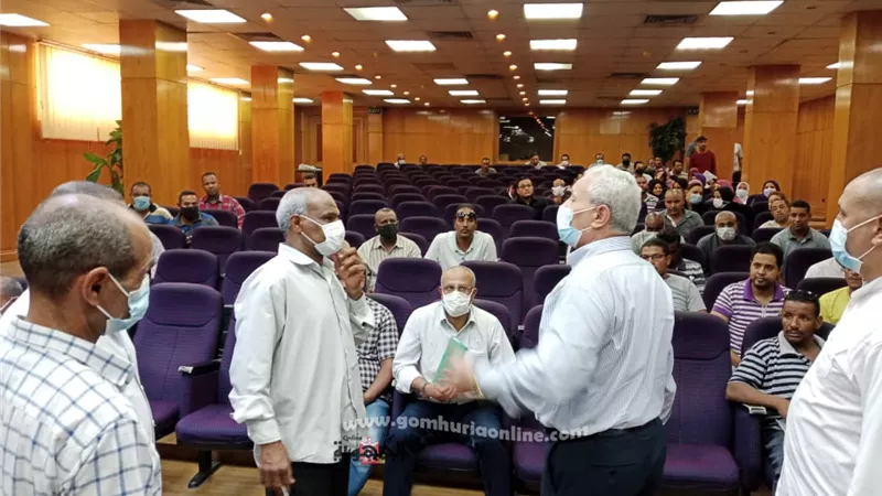 إستمرار أعمال حملة تطعيم العاملين بديوان محافظة الأقصر