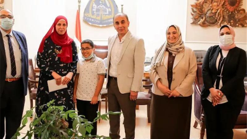 رئيس جامعة الزقازيق يهنئ الفائزات بمنحة وزارة التضامن الاجتماعي 