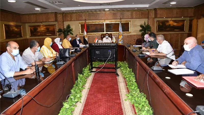 محافظ الغربية يناقش مع رؤساء المدن والاحياء الاستعدادات لموسم الأمطار
