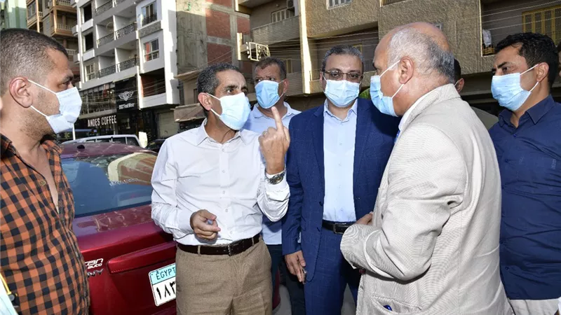 محافظ الغربية يتابع تطعيم المواطنين ضد فيروس كورونا المستجد