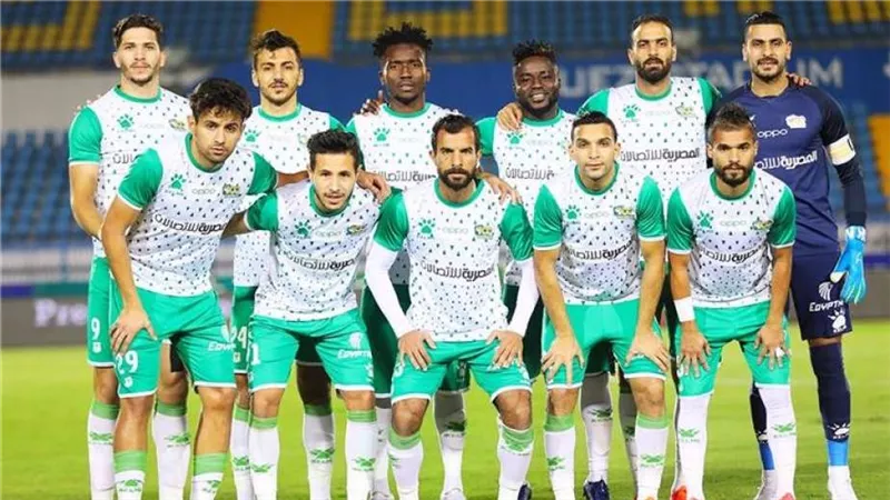 مفاجأة .. نجم دفاع الأهلى ينضم لصفوف المصرى