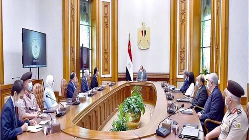 الرئيس السيسي يوجه بالتدقيق الشديد في كافة الخطوات والإجراءات المتعلقة بالوجبات المدرسية