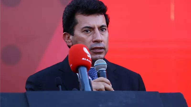 أشرف صبحى: جراج أهلي مدينة نصر يتواكب مع جهود الدولة في التطوير