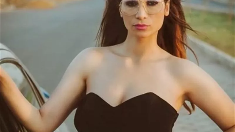 بالفيديو.. غادة طلعت: لم أقدم أدوارا كثيرة ولكني أستمتع بكل ما أقدمه