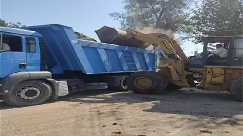 محافظ اسيوط: تكثيف حملات نظافة بمراكز البداري والغنايم والفتح وأبنوب لرفع المخلفات والقمامة