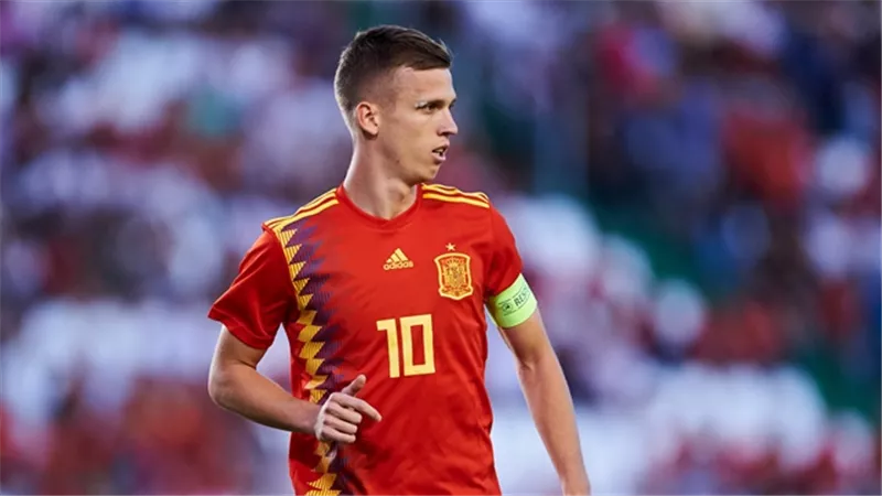 برشلونة يتعاقد مع داني أولمو نجم لايبزيج لمدة 5 سنوات