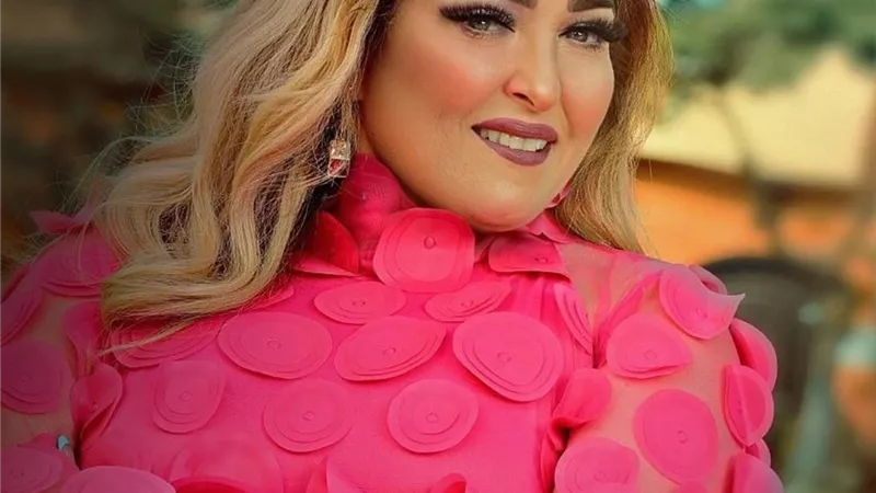 اول ظهور للفنانة نهال عنبر بعد إصابتها بارتجاج فى الرأس