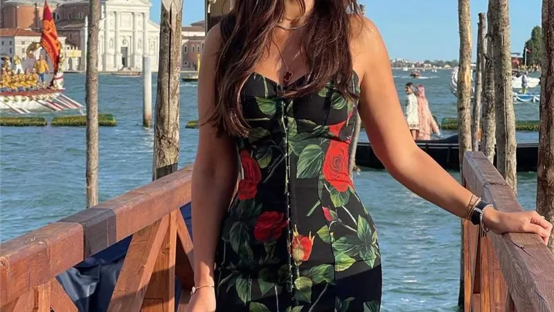٤ فنانات بين الشاطئ والصحراء .. من هم ؟