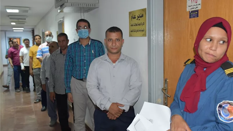 مياه المنيا :تطعيم العاملين بالشركة وفروعها بلقاح كورونا