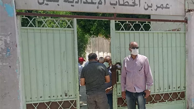 ثلاثة مقرات لتلقى التطعيم للعاملين بالإدارات التعليمية