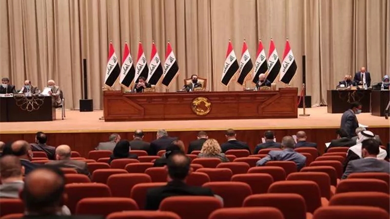 رئاسة البرلمان العراقي تعلن إيقاف رواتب النواب المتغيبين