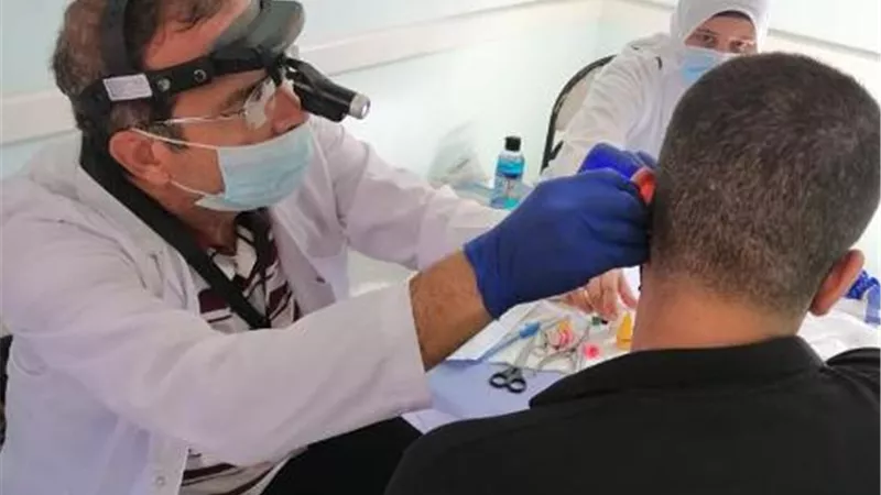 علاج ١٥٦٥ مواطنا مجانا في قافلة طبية بدمياط