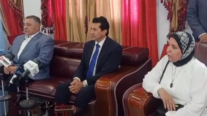 وزير الشباب والرياضة يصل مدينة الغردقة ويشهد التشغيل تجريبي للمدينة الشبابية