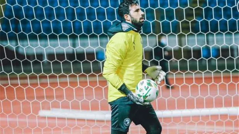 طلائع الجيش ينفى تفاوض الأهلي لضم هذا اللاعب