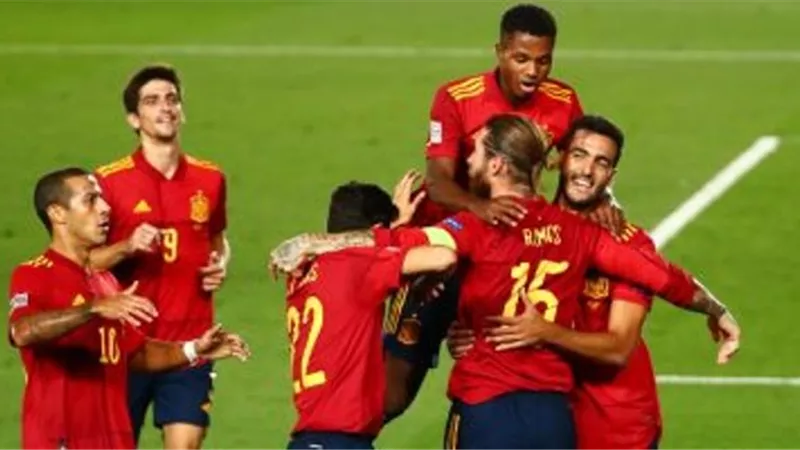 5 منتخبات كبيرة قد تغيب عن كأس العالم 2022