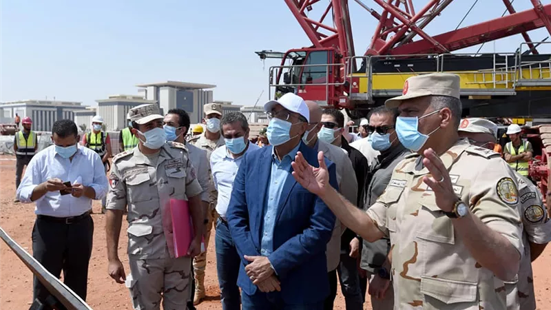 رئيس الوزراء يتابع تنفيذ مشروع المحطة المركزية للحافلات بالعاصمة الإدارية الجديدة