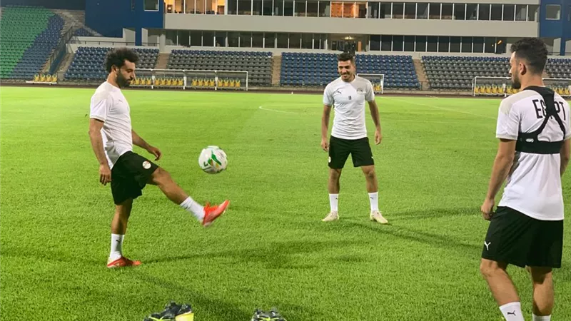منتخب مصر يؤدى تدريبه الاخير لمواجهة الجابون بمشاركة صلاح..صور