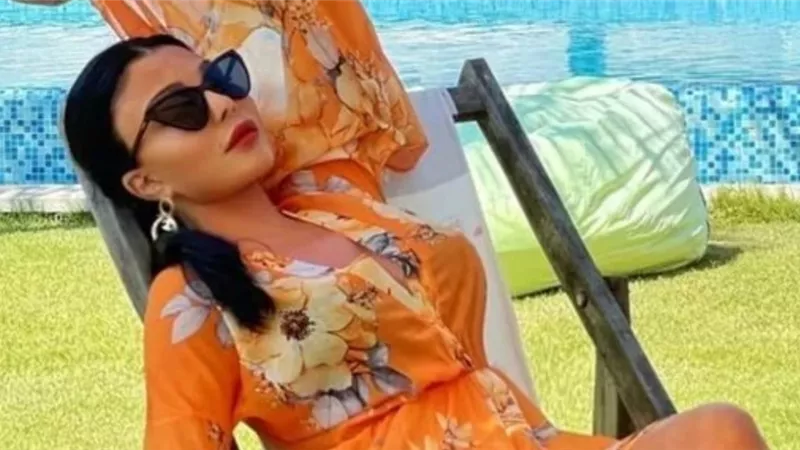 هيفاء وهبي تشارك متابعيها بإطلالة مثيرة وجريئة