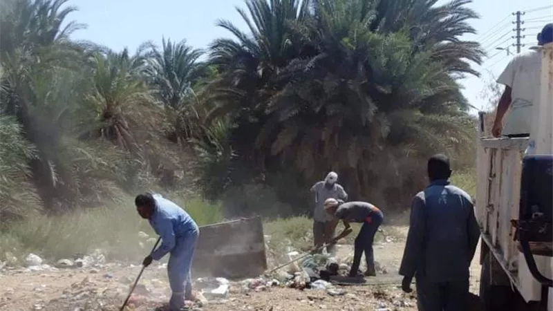 رفع 90 طن مخلفات فى حملات للنظافة بمدينة أسوان