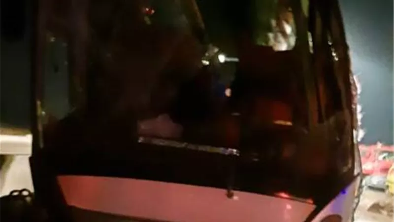 نيابة السويس تصرح بدفن جثامين ضحايا حادث أتوبيس طريق السويس