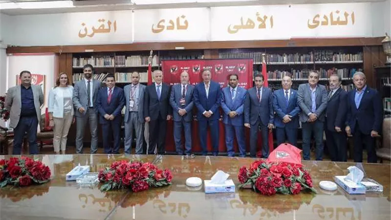الخطيب يستقبل وفد الاتحاد الدولي للكاراتيه