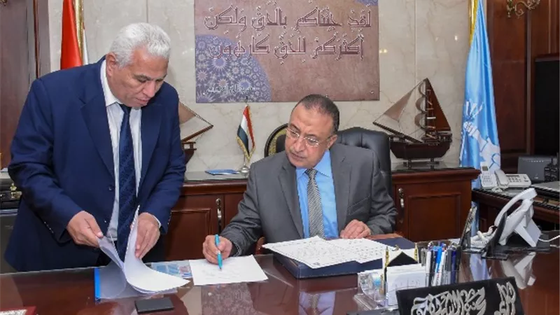 محافظ الاسكندرية يعتمد نتيجة المرحلة الثانية للقبول بالثانوي العام