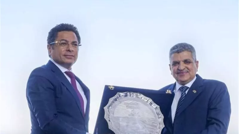 ابوبكر مستشاراً للعلاقات الدولية بقناة السويس
