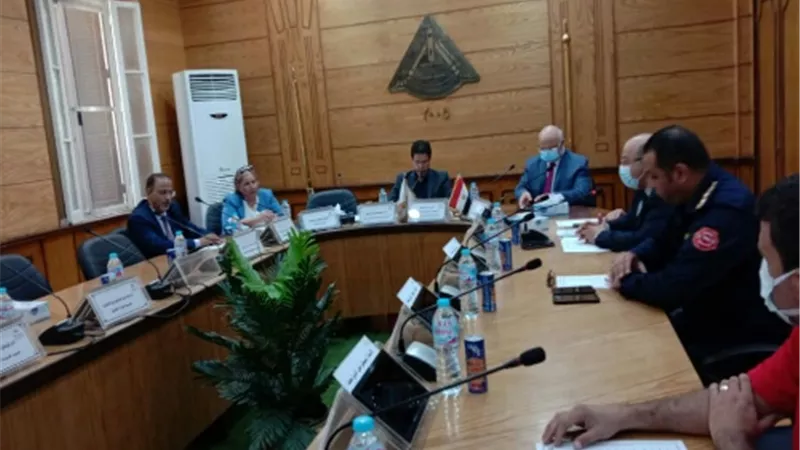 الجيزاوي: تطعيم الطلاب الجدد وتوقيع الكشف الطبي عليهم قبل بدء العام الدراسي بجامعة بنها
