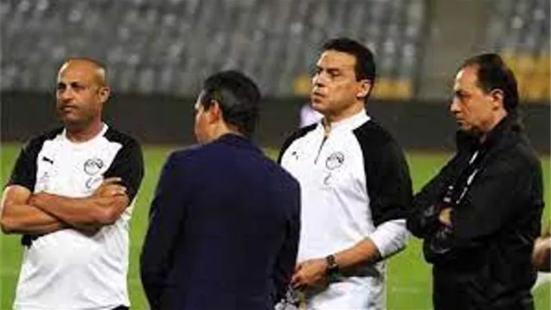 اقالة حسام البدرى وجهازه الفنى من تدريب المنتخب