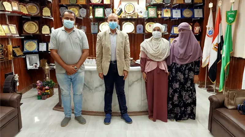 وكيل وزارة الصحة بالشرقية يستقبل متدربي الزمالة الأوائل بالمحافظة ويقدم لهم التهنئة بمكتبه