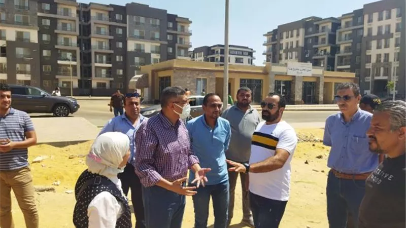 رئيس جهاز 6 أكتوبر يتفقد أهم المشروعات الخدمية والسكنية الجديدة فى المدينة.. بالصور