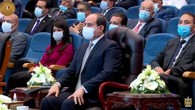 الرئيس السيسي يوجه بالتأمين الكامل للظهير الخلفي لميناء الإسكندرية البحري