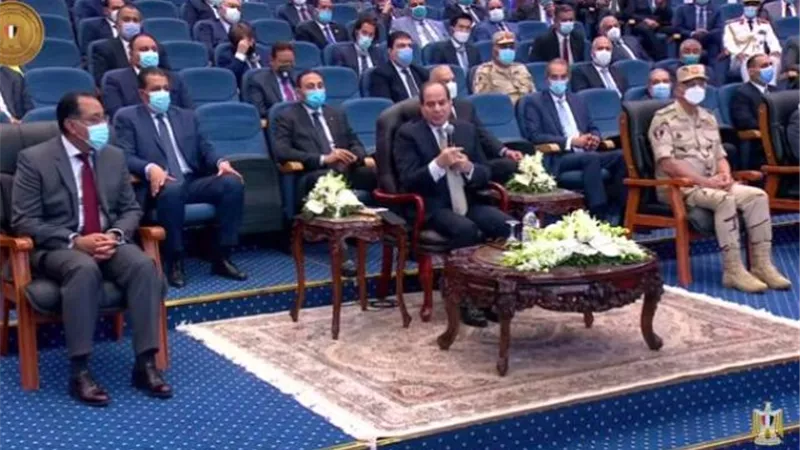 الرئيس السيسي: نرحب بالمستثمرين للمشاركة في مشروعات الدولة