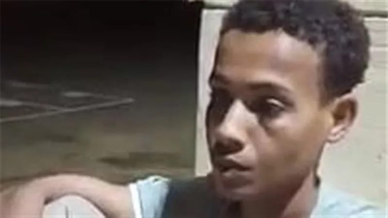 ٱنقاذ شاب حاول الانتحار بالقاء نفسه عدة مرات أمام السيارات برأس غارب